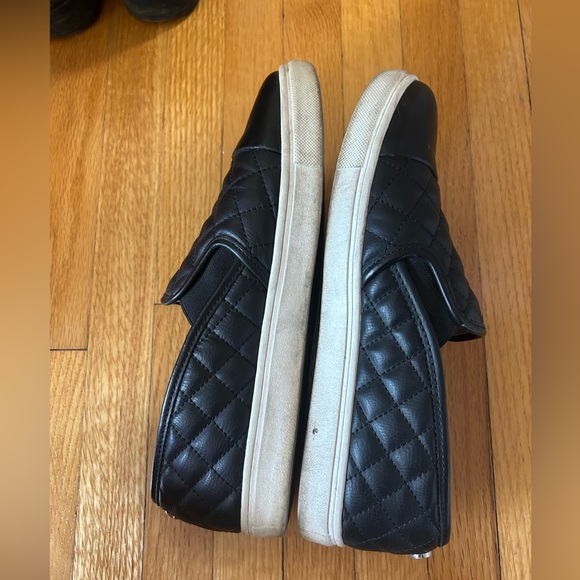 Steve madden slip on sneakers - Picture 5 of 8
